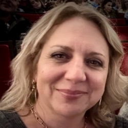 Kristy Holnaider